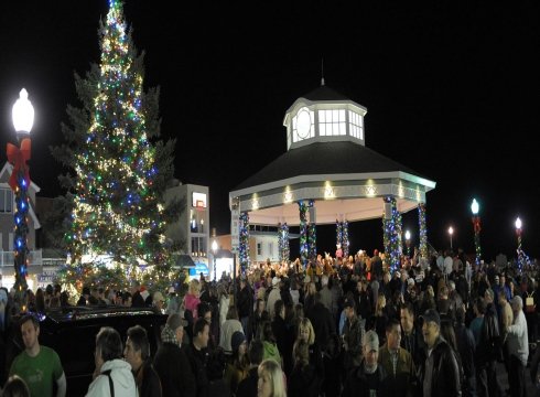 Rehoboth Beach Tree Lighting and Sing Along
