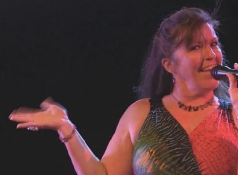 Quayside @ Nite with Judy Sings the Blues