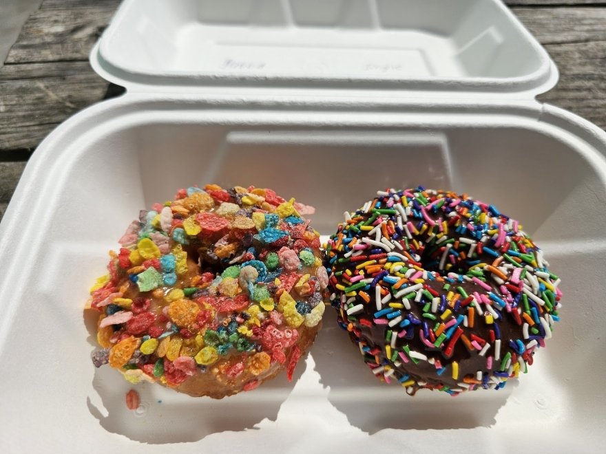 Sandy Pony Donuts