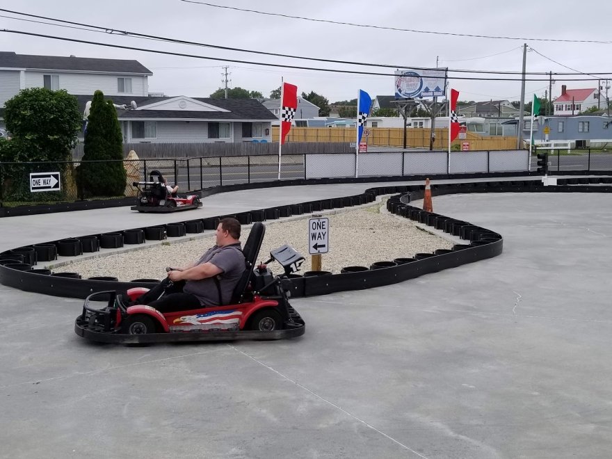 Viking Golf & Go-Karts, Thunder Lagoon Waterpark