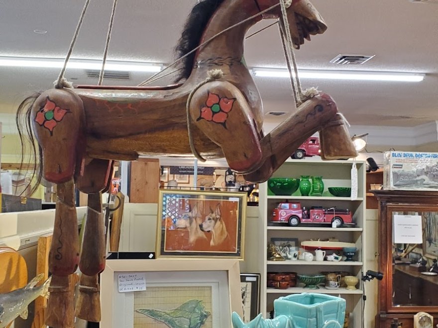 Heritage Antiques Market