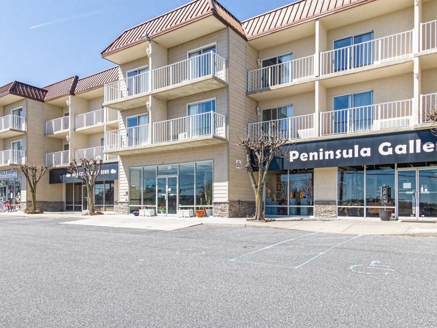Peninsula Gallery