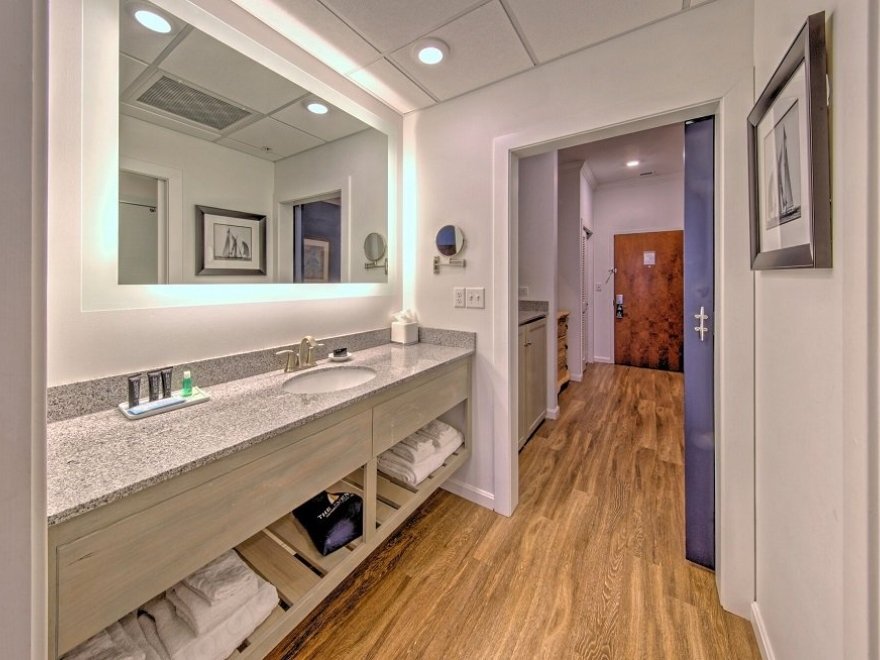 Avenue Inn & Spa